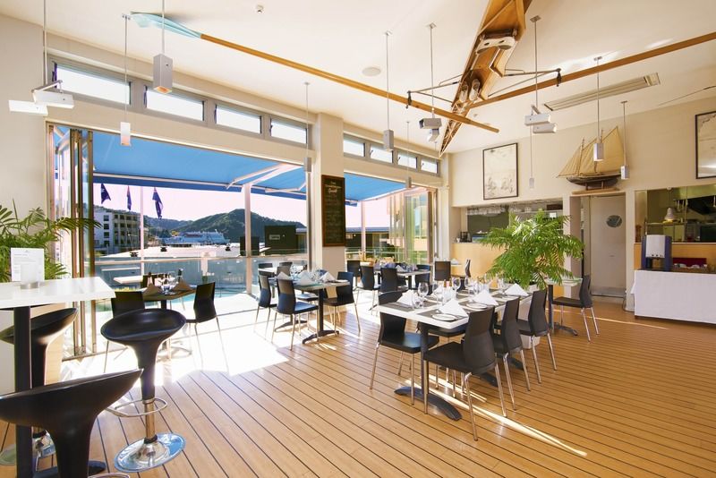 Picton Yacht Club Hotel Екстер'єр фото